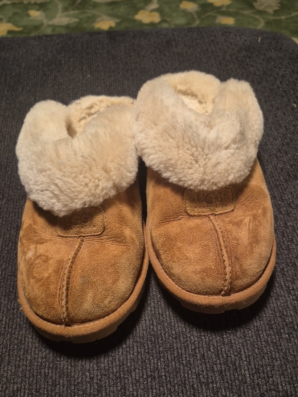 Kids Cozy Shearling-Lined Suede Slippers - Chestnut